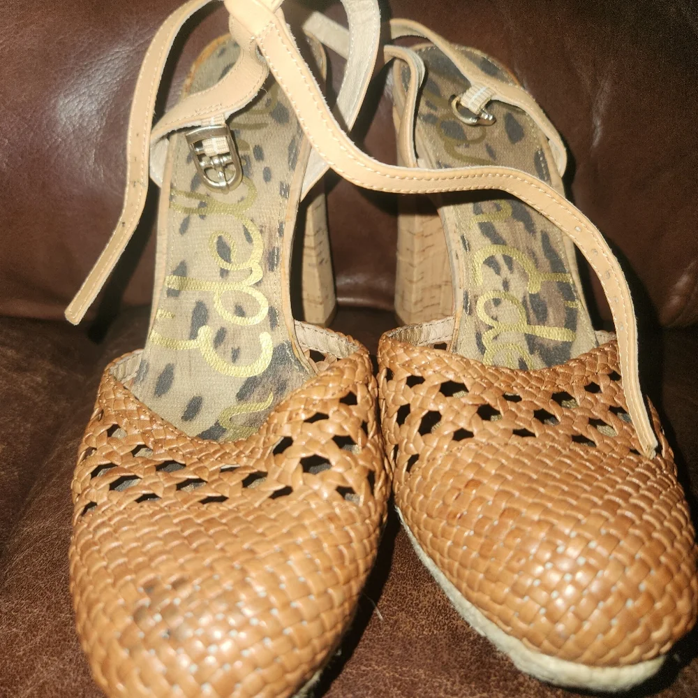 Womens Designer shoes - Picture 4 of 7